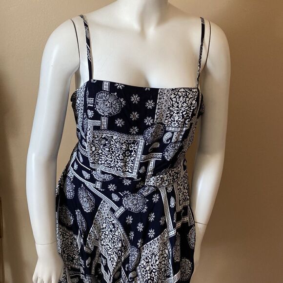 NWT Fashion Nova Paisley Desires Romper - Navy - Picture 7 of 15